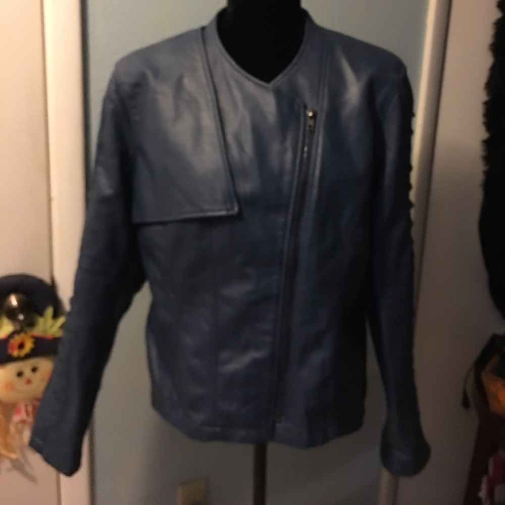 Jacket - Picture 2 of 3